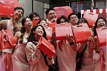 Joymom's pop-up event at The Starhill successfully concluded with an overwhelming crowd!